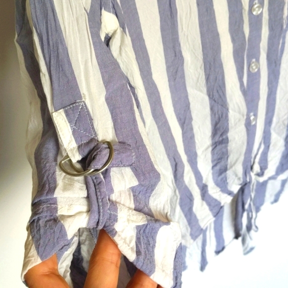 pink rose striped rayon button down tie front collared shirt women's size medium - Picture 4 of 11